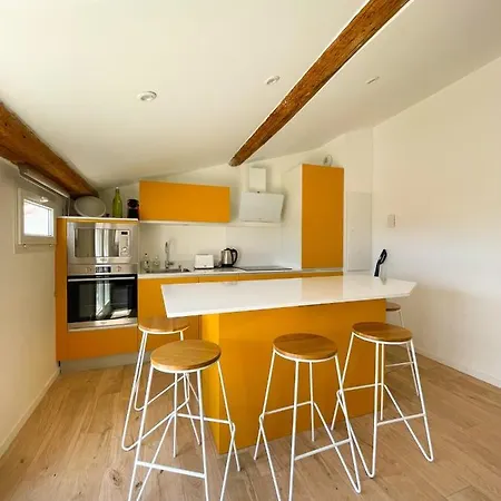 Beautiful Modern Cocoon In The Heart Of Frejus Fréjus