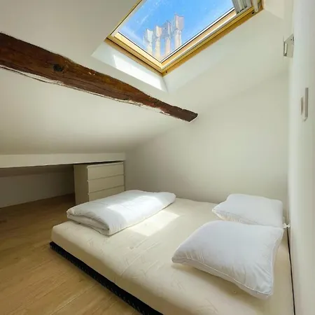 Beautiful Modern Cocoon In The Heart Of Frejus Apartman